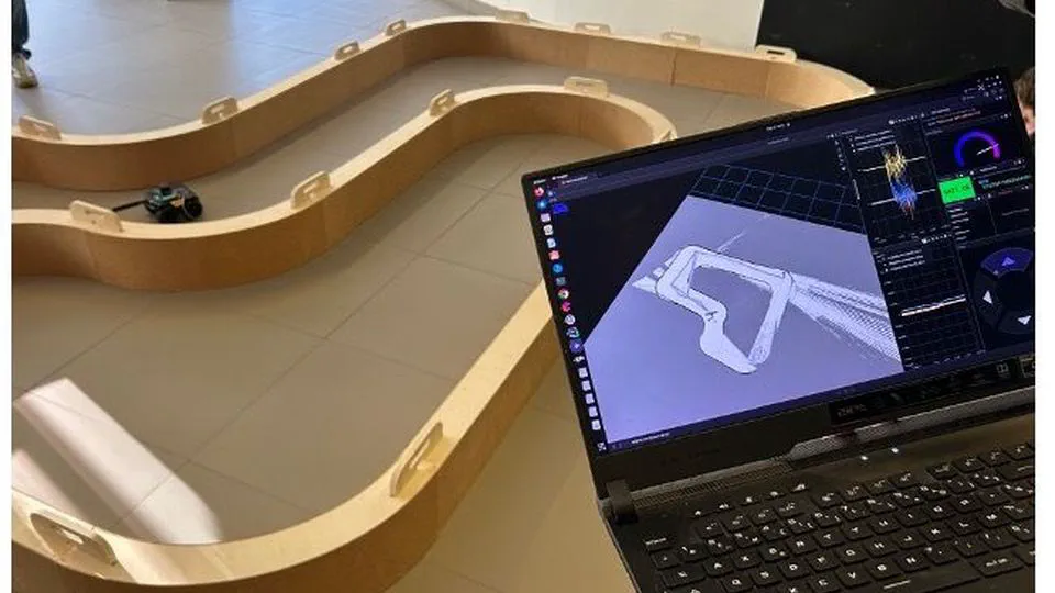 Robotics Project - Autonomous Car and SLAM (ECE Paris)